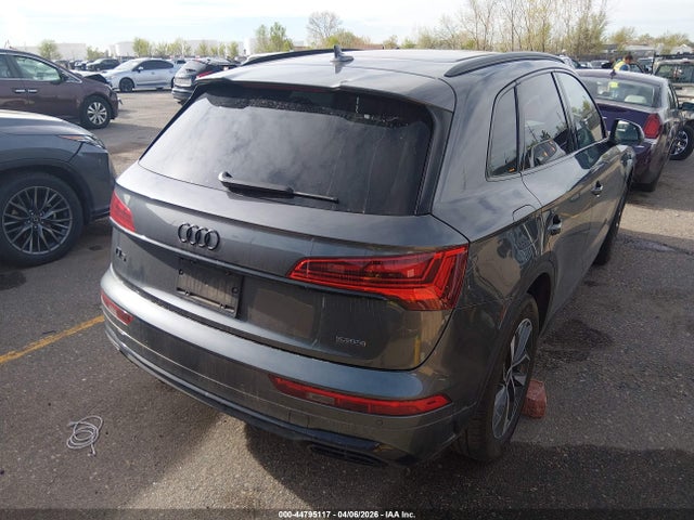 Продаж на аукціоні авто 2024 Audi Q5 Premium 45 Tfsi S Line Quattro, vin: WA1GAAFY4R2107241, номер лоту: 44795117