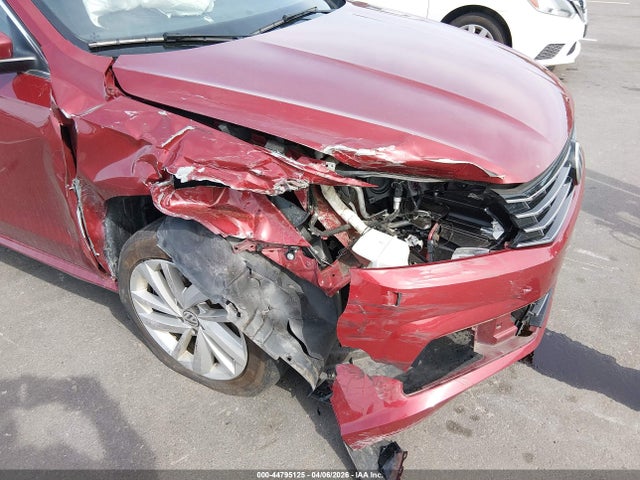 2018 Volkswagen Passat 2.0t Se მანქანა იყიდება აუქციონზე, vin: 1VWBA7A34JC025004, აუქციონის ნომერი: 44795125