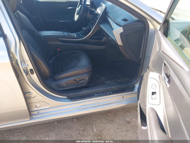 Продаж на аукціоні авто 2022 Toyota Avalon Xse Nightshade Hybrid, vin: 4T1EA1AB4NU012656, номер лоту: 44795128