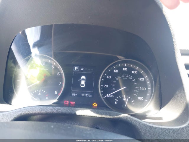 Продажа на аукционе авто 2018 Hyundai Elantra Sel, vin: 5NPD84LF4JH231554, номер лота: 44795151