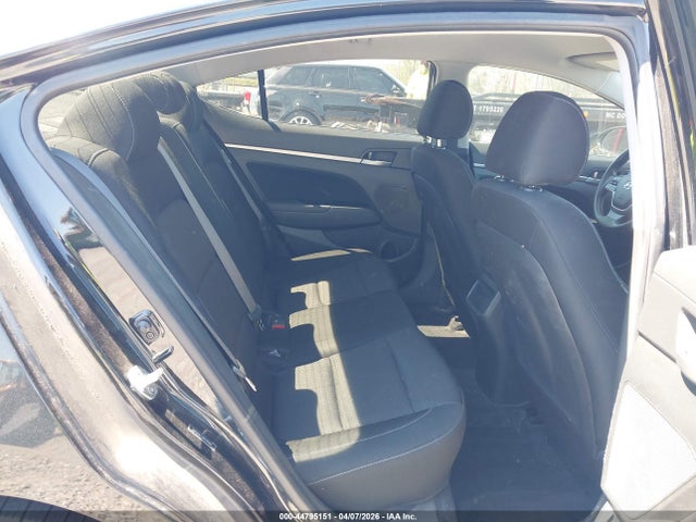 Продажа на аукционе авто 2018 Hyundai Elantra Sel, vin: 5NPD84LF4JH231554, номер лота: 44795151
