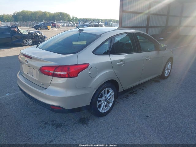 2017 FORD FOCUS 1FADP3F20HL320295 Photo 3