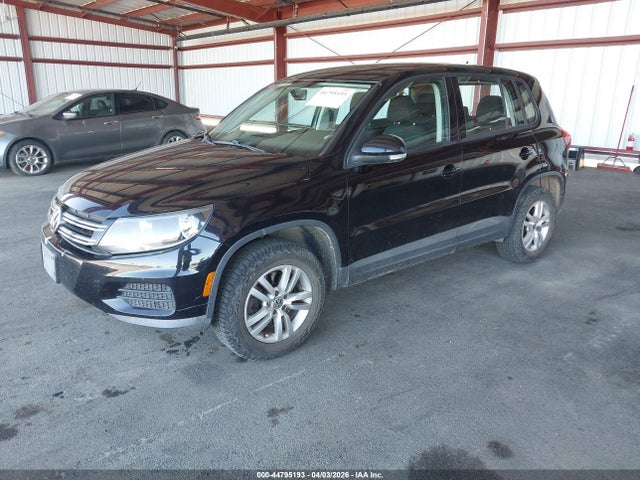 2012 VOLKSWAGEN TIGUAN WVGBV7AX2CW506103 Photo 1