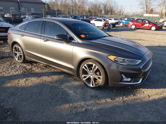 2019 Ford Fusion Titanium მანქანა იყიდება აუქციონზე, vin: 3FA6P0D98KR124363, აუქციონის ნომერი: 44795234