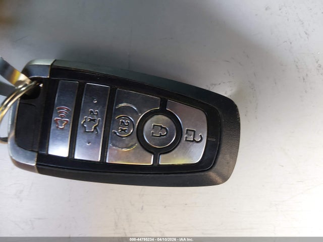 Продажа на аукционе авто 2019 Ford Fusion Titanium, vin: 3FA6P0D98KR124363, номер лота: 44795234