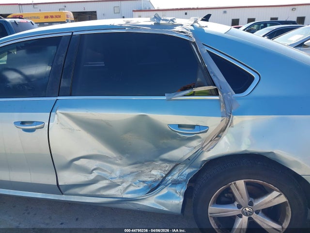 2013 VOLKSWAGEN PASSAT 1VWBP7A34DC140351 Photo 5