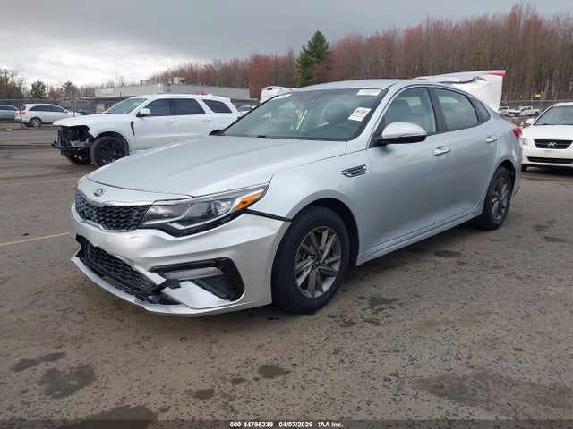 Продажа на аукционе авто 2020 Kia Optima Lx, vin: 5XXGT4L35LG415742, номер лота: 44795239
