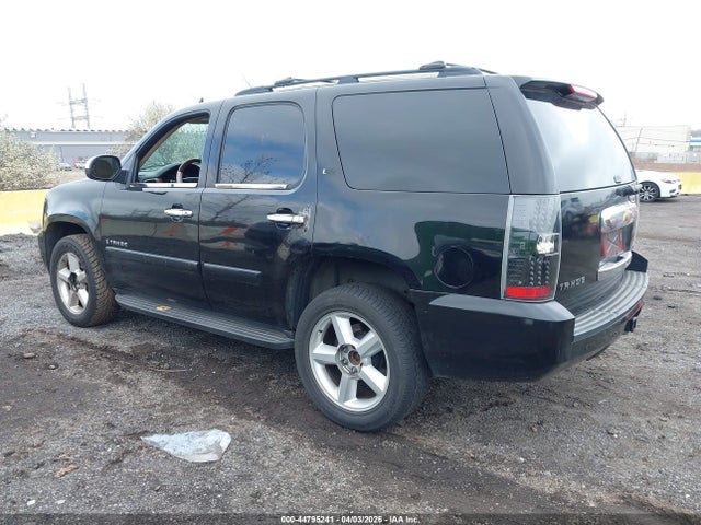 2008 CHEVROLET TAHOE 1GNFK13038R132738 Photo 2