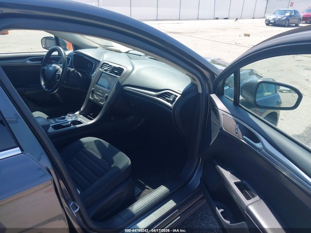 2020 FORD FUSION 3FA6P0LU9LR264171 Photo 4