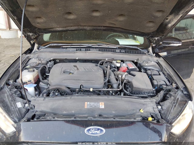 3FA6P0HD3GR328140 Ford FUSION SE