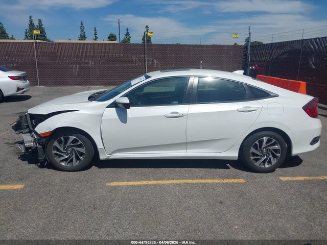 Honda CIVIC EX 2018 19XFC2F75JE207736 Image 14