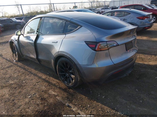 7SAYGAEE7RF112644 Tesla Model Y Long Range Dual Motor All-wheel Drive