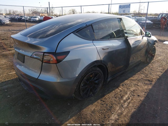 7SAYGAEE7RF112644 Tesla Model Y Long Range Dual Motor All-wheel Drive