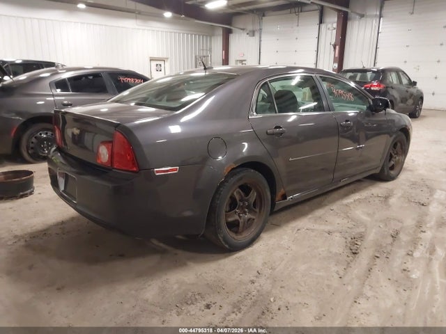2010 CHEVROLET MALIBU 1G1ZC5EB0AF229114 Photo 3