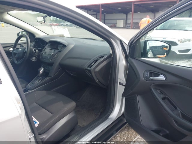 2017 FORD FOCUS 1FADP3F24HL320297 Photo 4