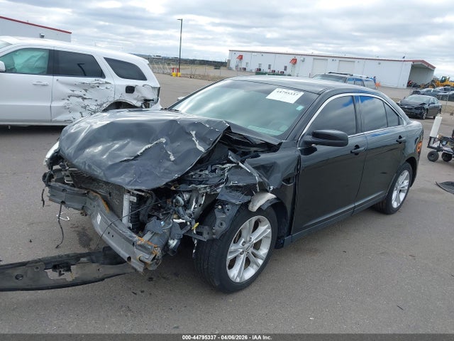 Ford TAURUS SEL 2014 1FAHP2H82EG126093 Image 2