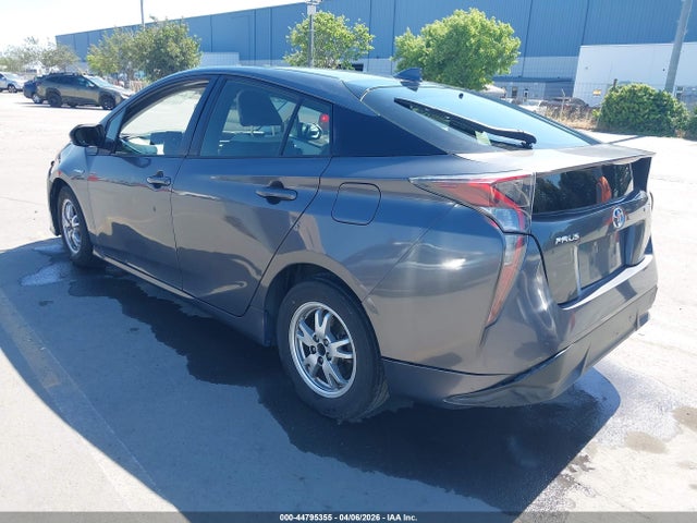 JTDKARFU3G3016139 Toyota Prius Three Touring