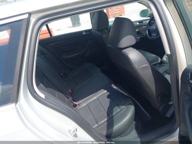 44795359 :رقم المزاد ، 3VWPL7AJ4BM619591 vin ، 2011 Volkswagen Jetta Sportwagen 2.0l Tdi مزاد بيع