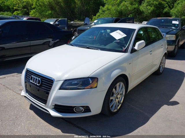 2012 AUDI A3 WAUKEAFM3CA065060 Photo 1