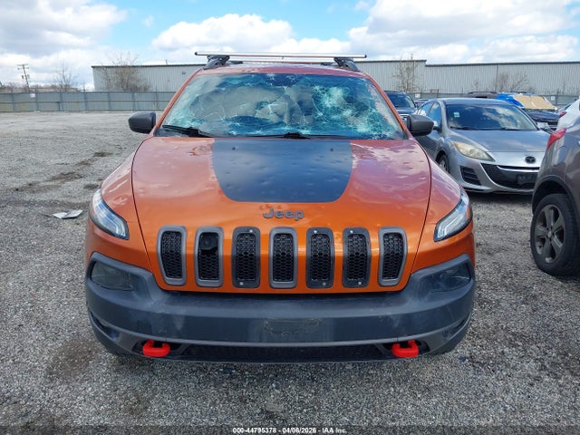 Продажа на аукционе авто 2015 Jeep Cherokee Trailhawk, vin: 1C4PJMBBXFW576847, номер лота: 44795378