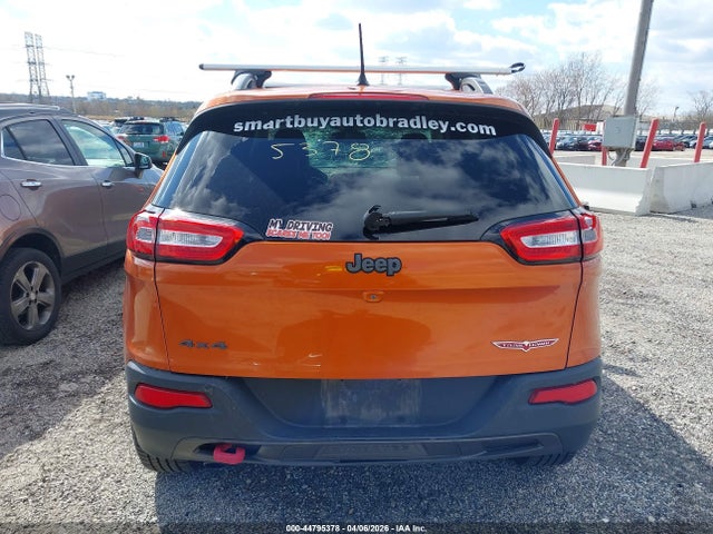 Продажа на аукционе авто 2015 Jeep Cherokee Trailhawk, vin: 1C4PJMBBXFW576847, номер лота: 44795378