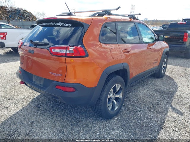 Продажа на аукционе авто 2015 Jeep Cherokee Trailhawk, vin: 1C4PJMBBXFW576847, номер лота: 44795378