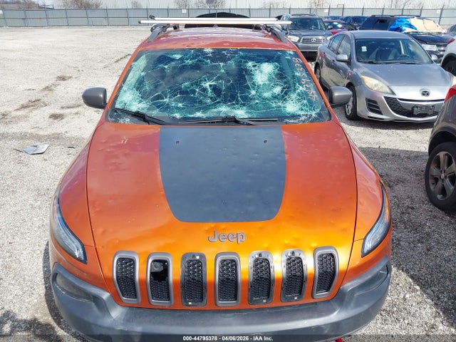 Продажа на аукционе авто 2015 Jeep Cherokee Trailhawk, vin: 1C4PJMBBXFW576847, номер лота: 44795378