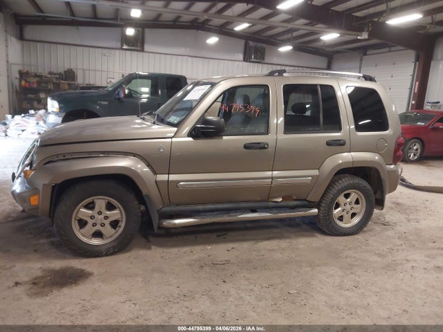44795399 :رقم المزاد ، 1J4GL58K85W654509 vin ، 2005 Jeep Liberty Limited Edition مزاد بيع