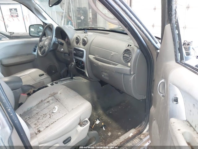 44795399 :رقم المزاد ، 1J4GL58K85W654509 vin ، 2005 Jeep Liberty Limited Edition مزاد بيع
