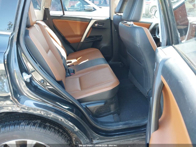 44795401 :رقم المزاد ، JTMDJREV0GD004348 vin ، 2016 Toyota Rav4 Hybrid Limited مزاد بيع
