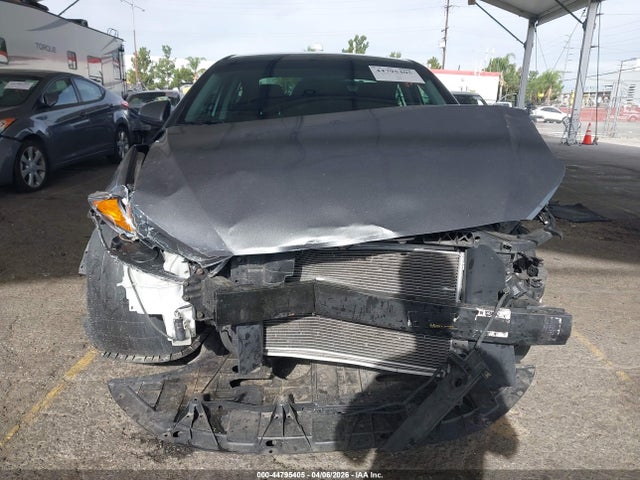 Продаж на аукціоні авто 2018 Hyundai Elantra Sel, vin: 5NPD84LF8JH368741, номер лоту: 44795405