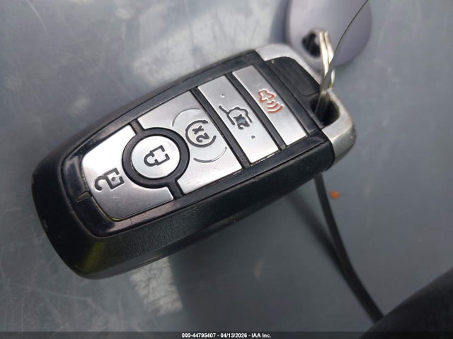 Продажа на аукционе авто 2021 Ford Escape Sel, vin: 1FMCU0H68MUA57003, номер лота: 44795407