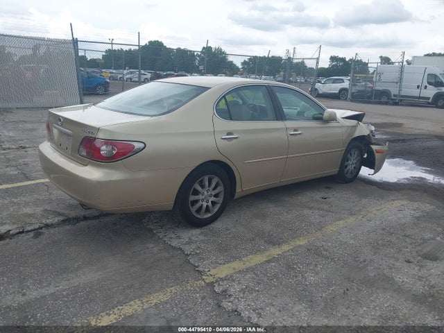 44795410 :رقم المزاد ، JTHBF30G120066628 vin ، 2002 Lexus Es 300 مزاد بيع
