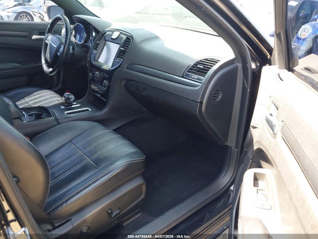 2C3CCABG5EH341762 Chrysler 300 300s