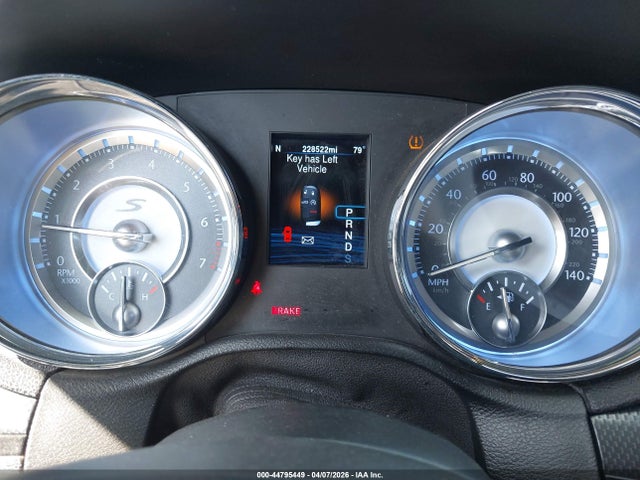 2C3CCABG5EH341762 Chrysler 300 300s