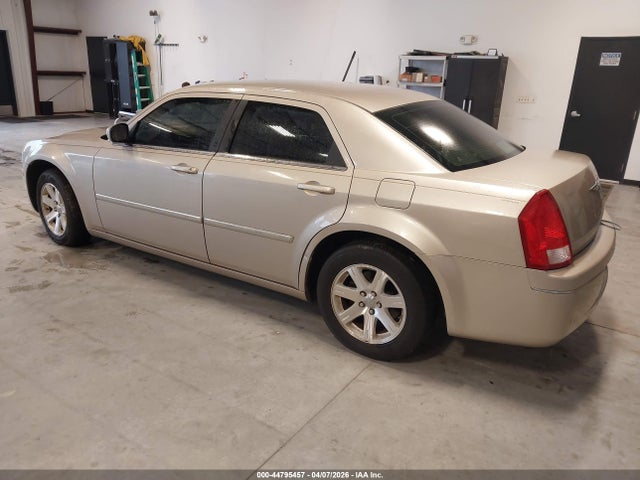 2006 CHRYSLER 300 2C3KA53G16H226407 Photo 2