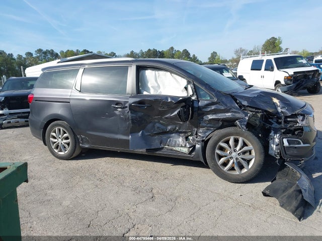 KNDMB5C11L6633041 KIA SEDONA EX