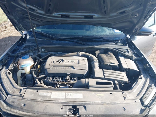 2017 Volkswagen Passat 1.8t S მანქანა იყიდება აუქციონზე, vin: 1VWAT7A32HC074766, აუქციონის ნომერი: 44795508