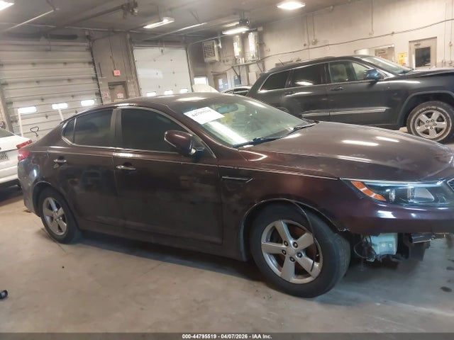 2015 Kia Optima Lx მანქანა იყიდება აუქციონზე, vin: 5XXGM4A72FG448463, აუქციონის ნომერი: 44795519