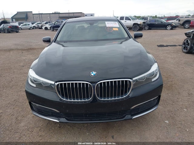 2018 Bmw 740i მანქანა იყიდება აუქციონზე, vin: WBA7E2C54JG741941, აუქციონის ნომერი: 44795528