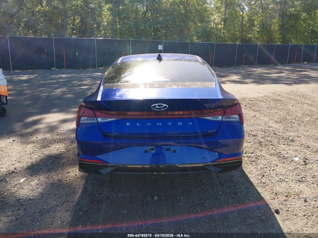 2022 Hyundai Elantra Sel მანქანა იყიდება აუქციონზე, vin: KMHLN4AG8NU317232, აუქციონის ნომერი: 44795570