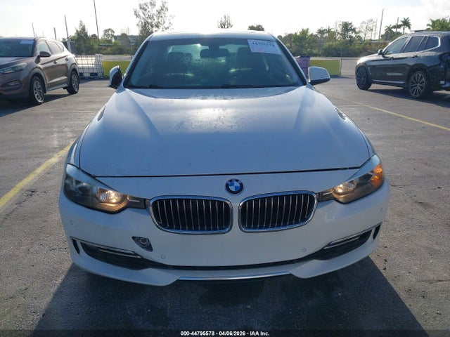 2014 Bmw 328i მანქანა იყიდება აუქციონზე, vin: WBA3A5G56ENP27143, აუქციონის ნომერი: 44795578