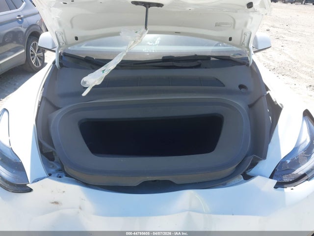 44795605 :رقم المزاد ، 7SAYGDEEXRA336196 vin ، 2024 Tesla Model Y Long Range Dual Motor All-wheel Drive مزاد بيع