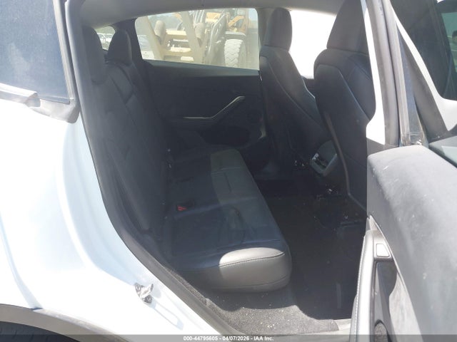 44795605 :رقم المزاد ، 7SAYGDEEXRA336196 vin ، 2024 Tesla Model Y Long Range Dual Motor All-wheel Drive مزاد بيع