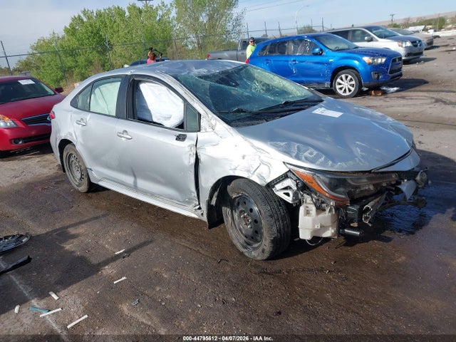 Toyota COROLLA LE 2022 JTDEPMAE7NJ194451 Image 1