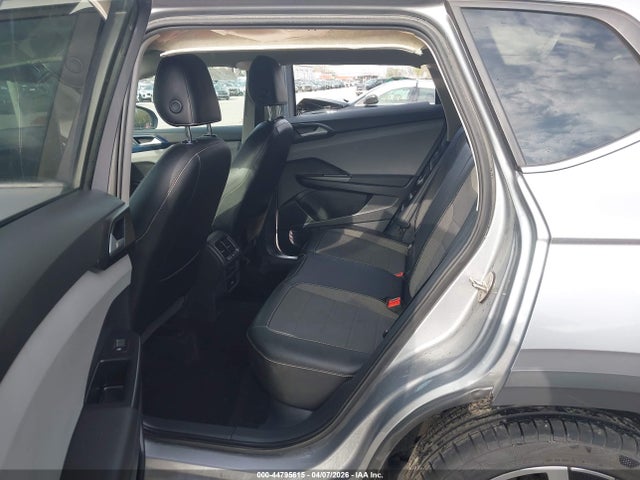 44795615 :رقم المزاد ، 3VVRX7B2XNM023205 vin ، 2022 Volkswagen Taos 1.5t Se مزاد بيع
