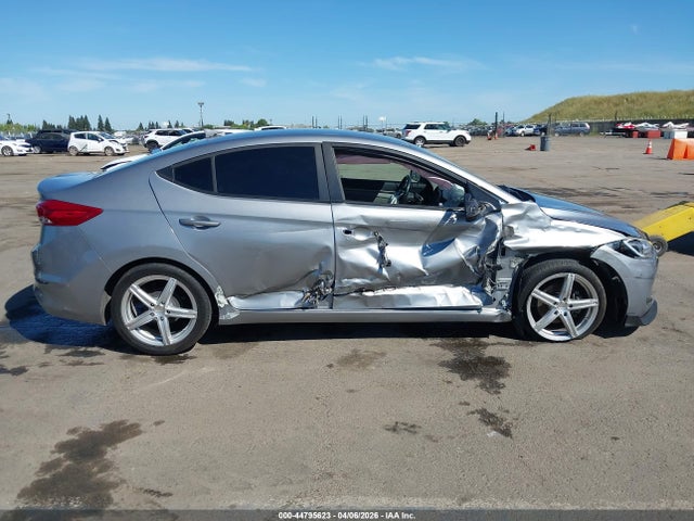 5NPD84LF0HH065141 Hyundai ELANTRA SE