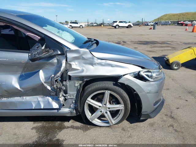5NPD84LF0HH065141 Hyundai ELANTRA SE