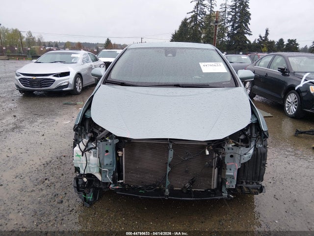 JTDKARFU0L3114944 Toyota Prius Le