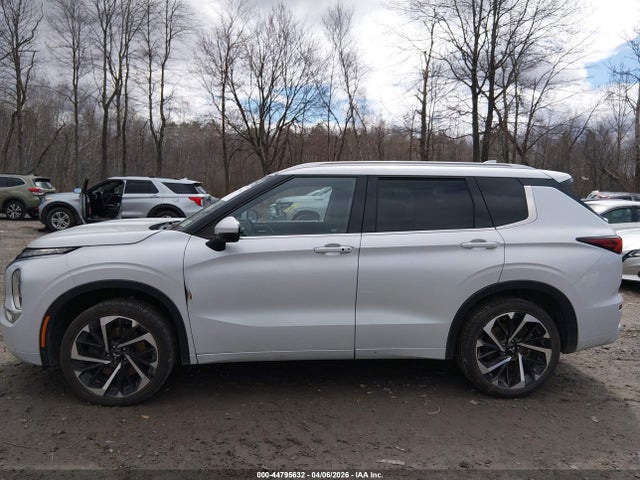 Продаж на аукціоні авто 2022 Mitsubishi Outlander Sel 2.5 S-awc/sel Launch Edition S-awc/sel Special Edition S-awc, vin: JA4J4VA87NZ010418, номер лоту: 44795632